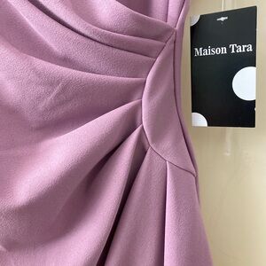 Dusty pink professional dress.